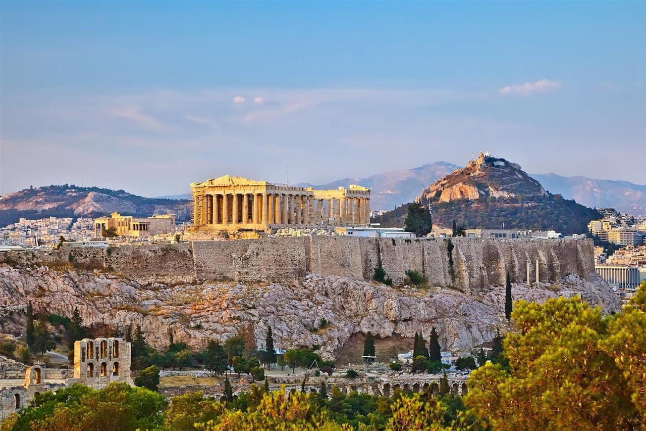 Pale Coloured Apt In Athens Historic Centre Exterior photo